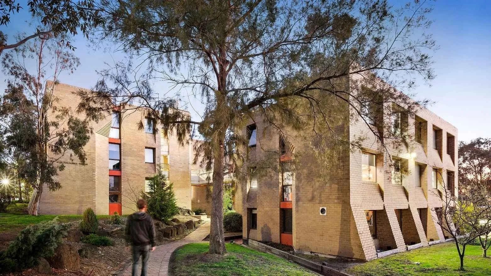 La Trobe University - Chisholm College photo 5