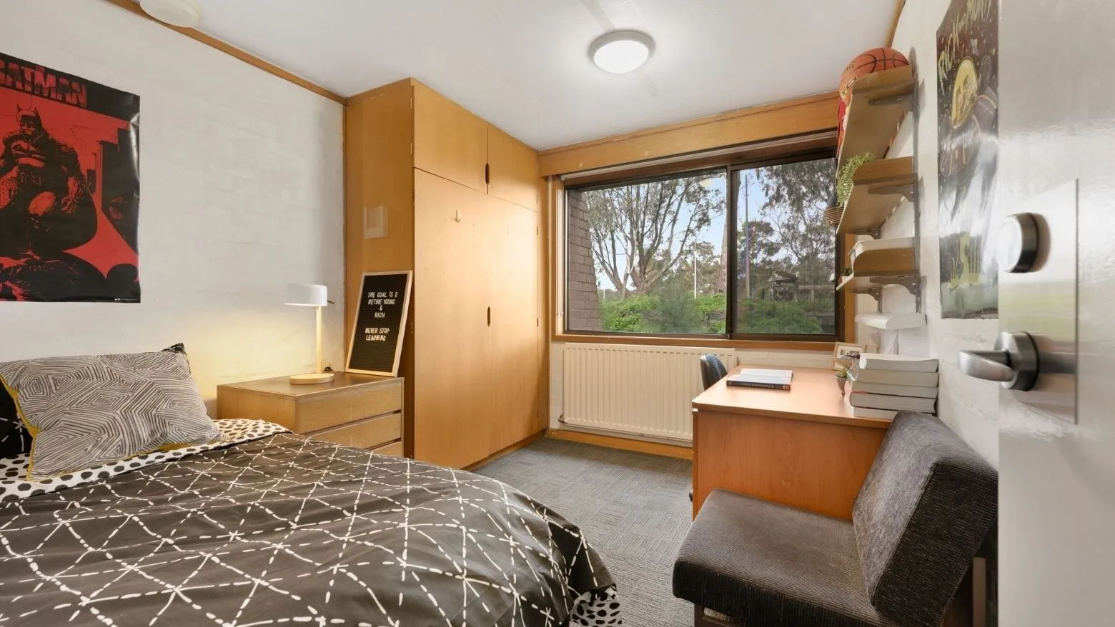 La Trobe University - Chisholm College photo 11