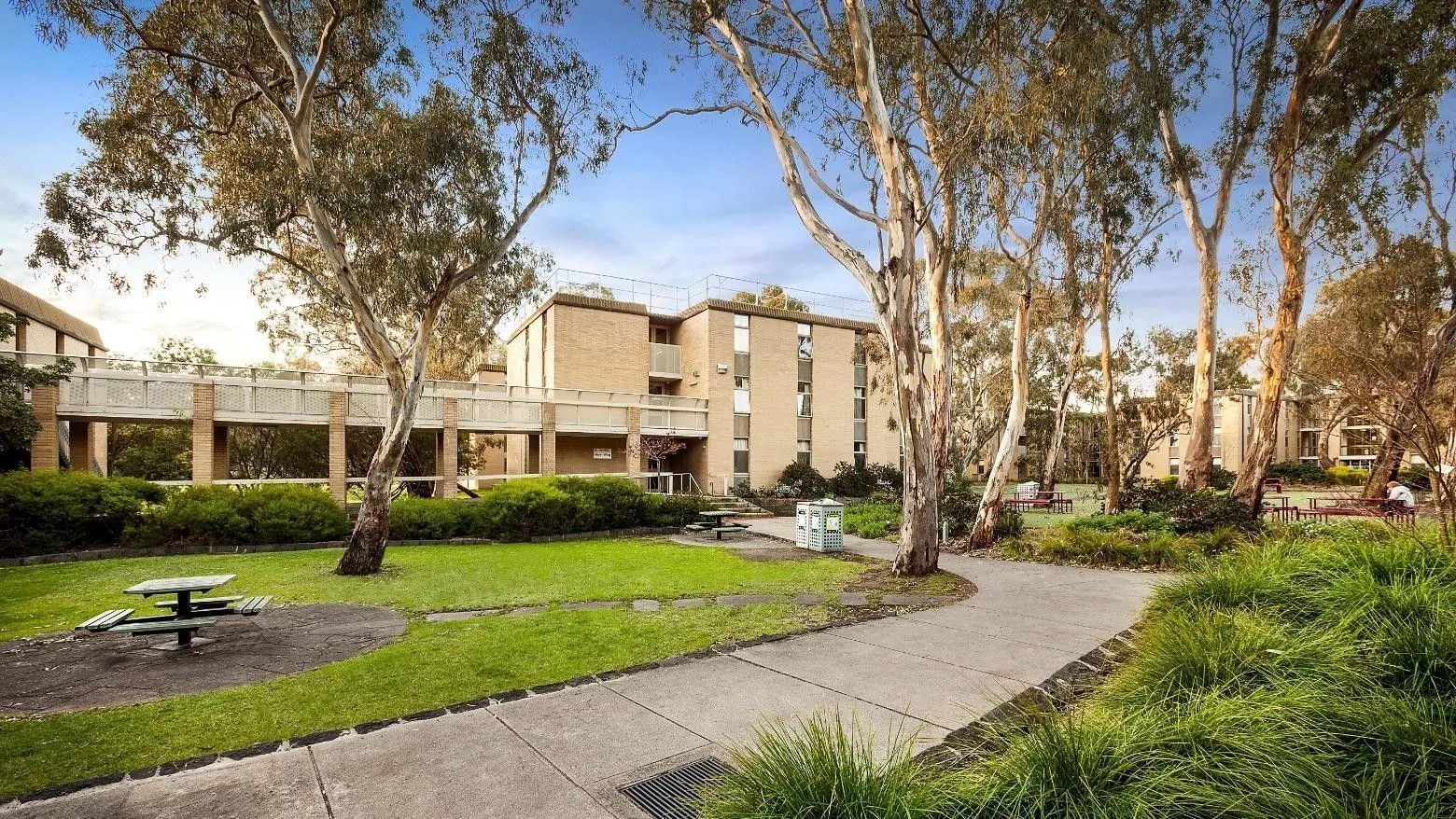 La Trobe University - Glenn College photo 1