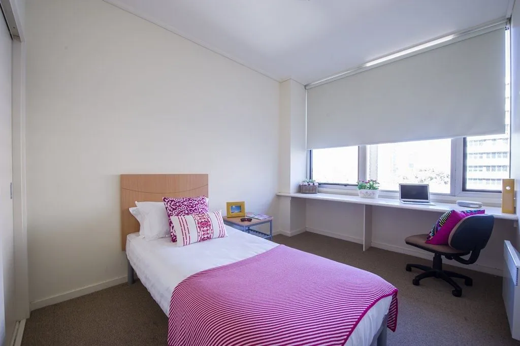 Student Living - 550 Lygon photo 5