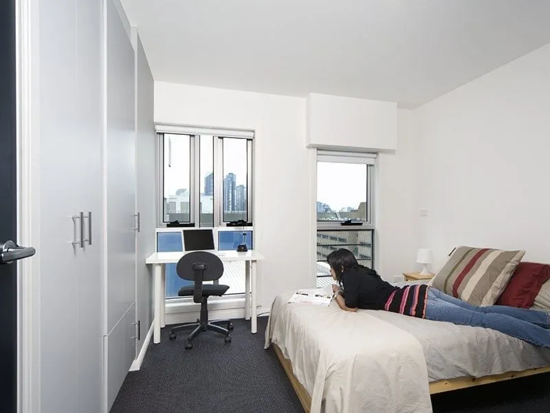 Student Living - 740 Swanston photo 11