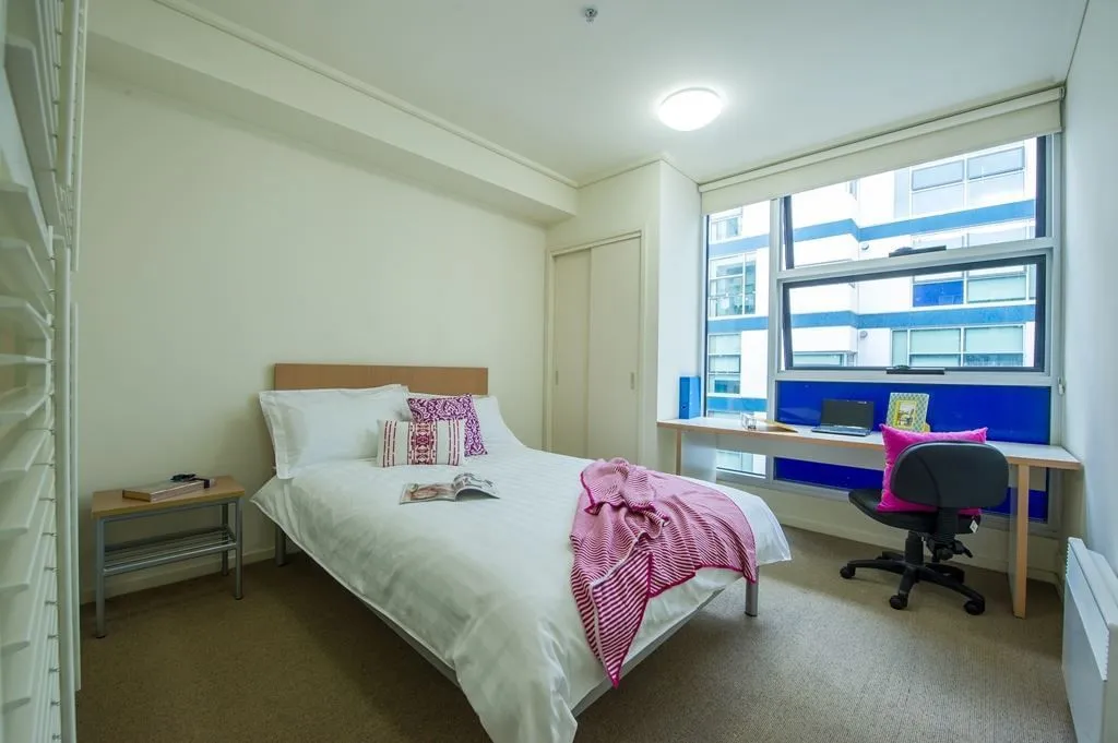 Student Living - 800 Swanston photo 19