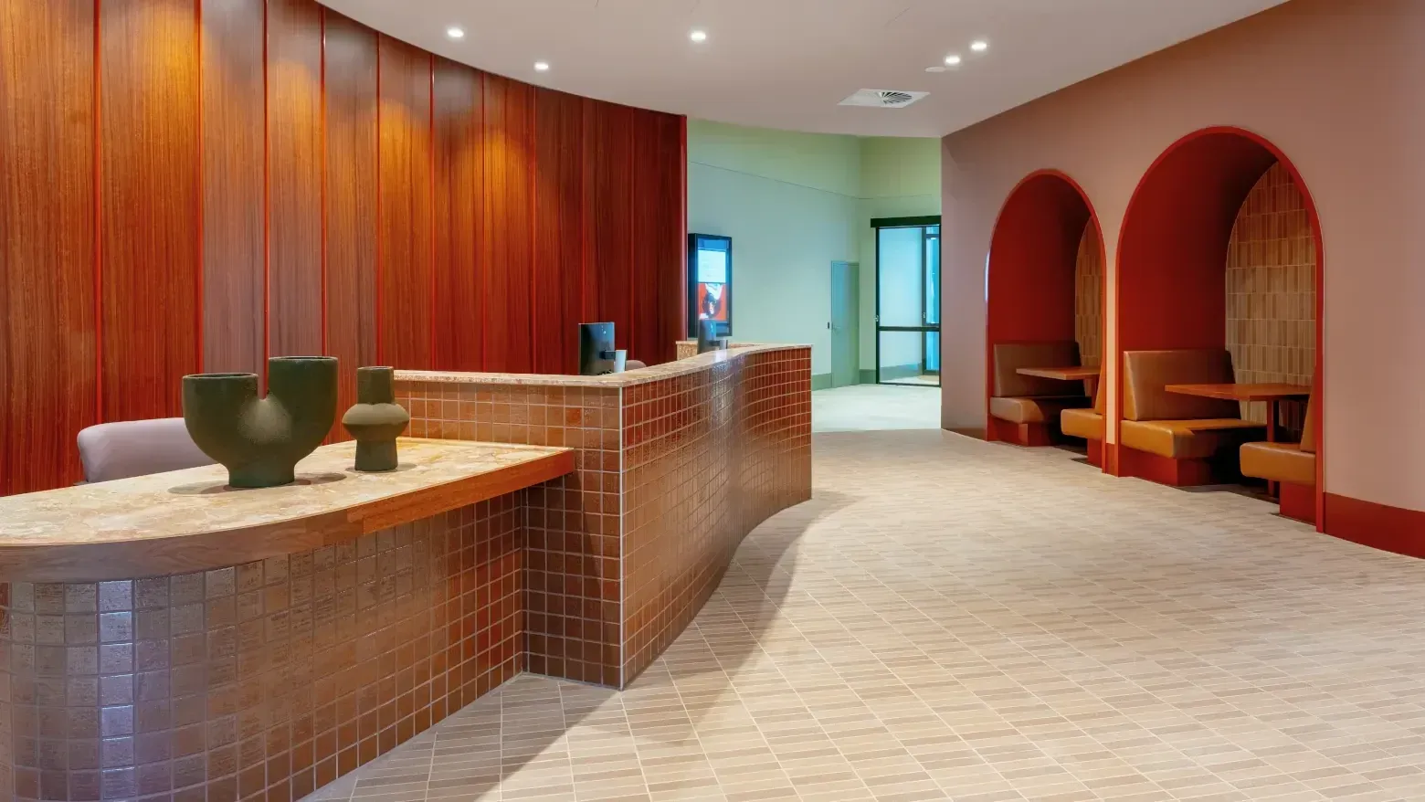 Caulfield Place photo 5