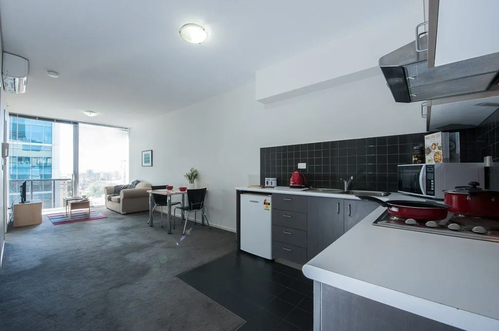 Student Living on Lonsdale photo 10