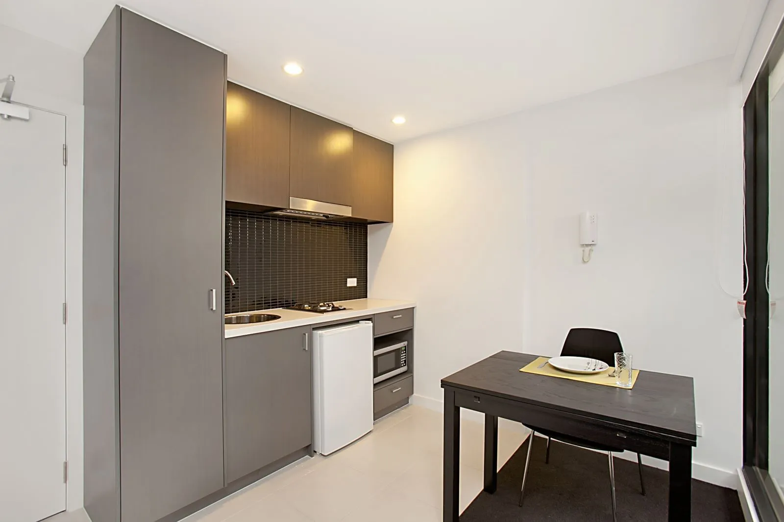 Student Living on Raleigh photo 9