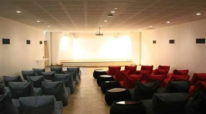 University of Sydney - Queen Mary Building photo 10