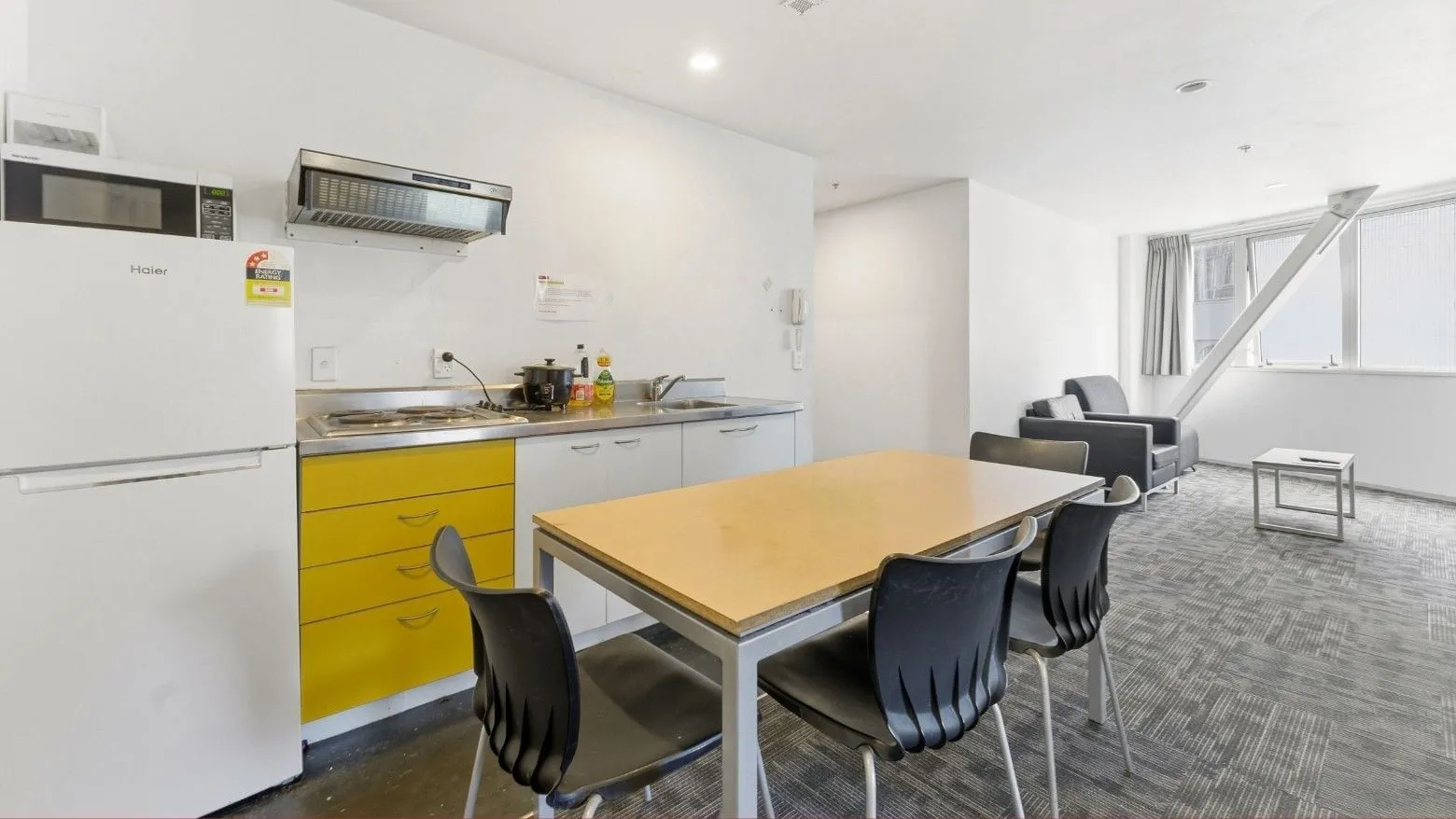 Student Living Auckland – Anzac photo 16