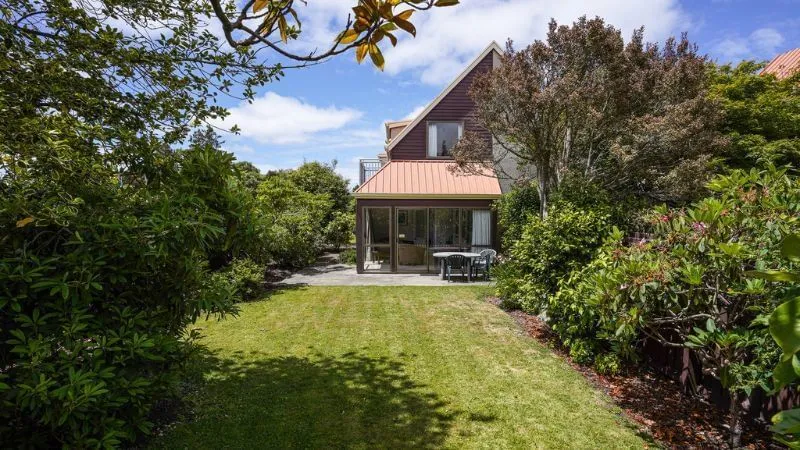 Campus Houses photo 5