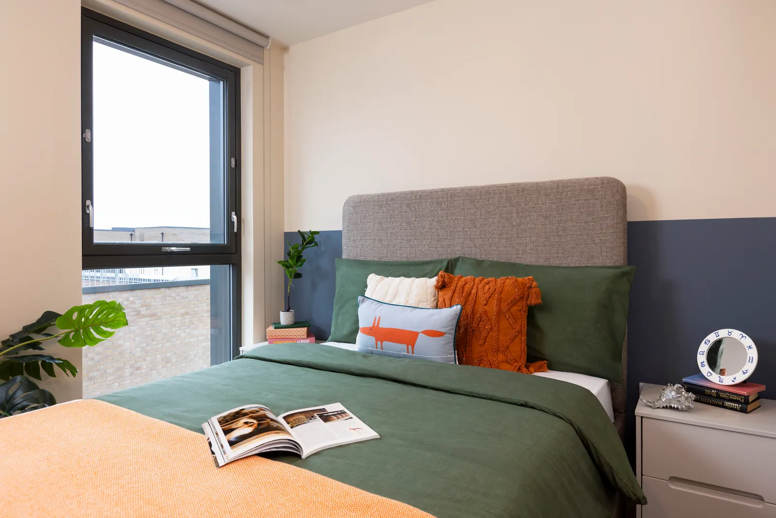 Burnet Court photo 11