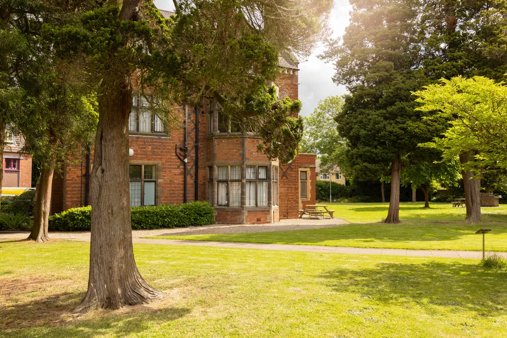 The HoltLoughborough photo 8