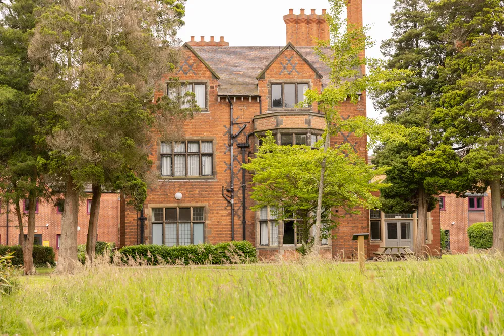 The HoltLoughborough photo 9