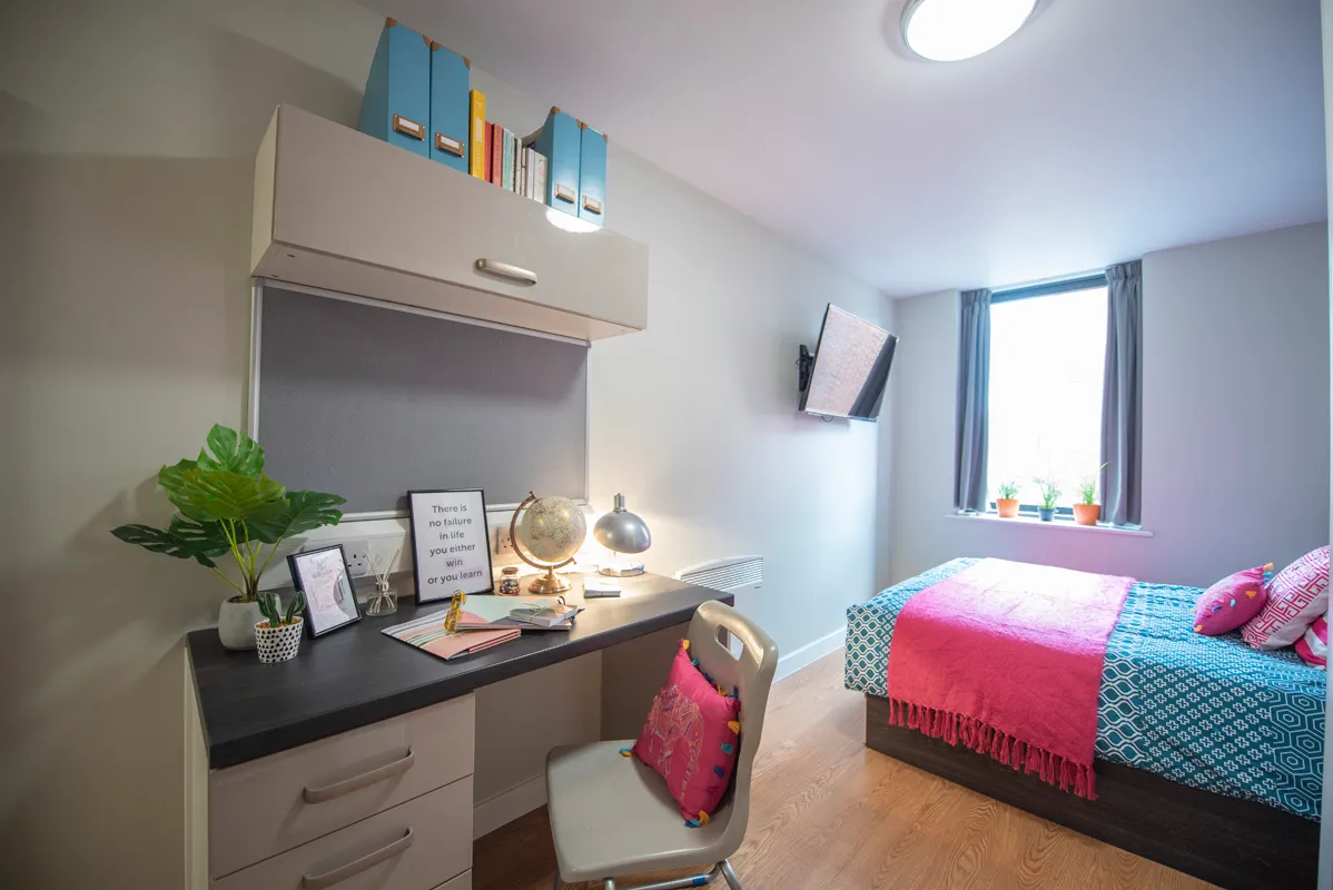 Chronicle House photo 8