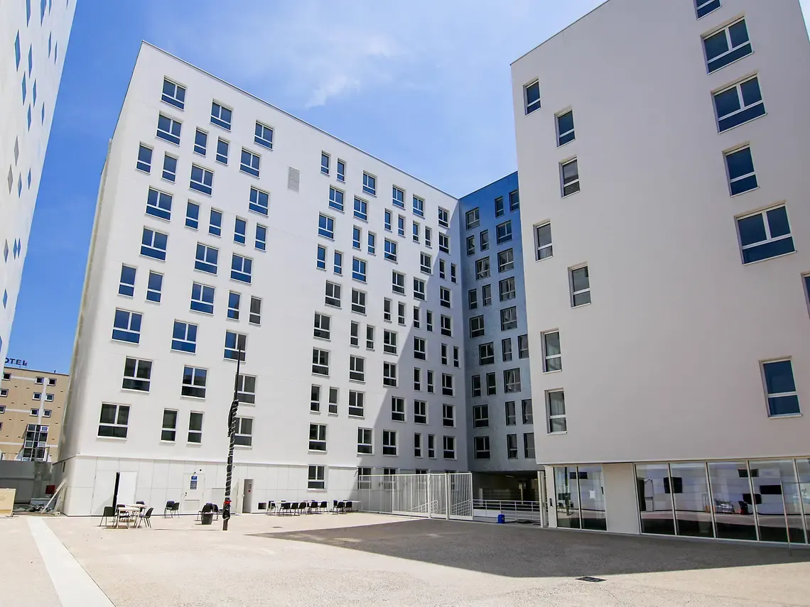 Paris Ivry photo 9