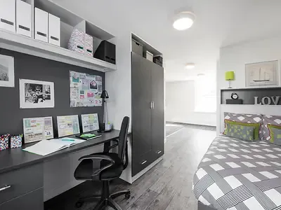 Crescent Place photo 4